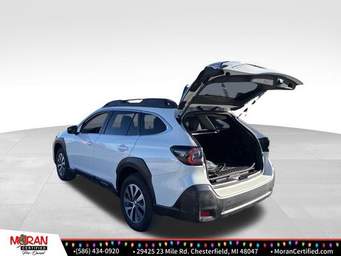 Used 2024 Subaru Outback Premium image 23