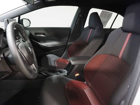 Used 2024 Toyota Corolla SE image 13