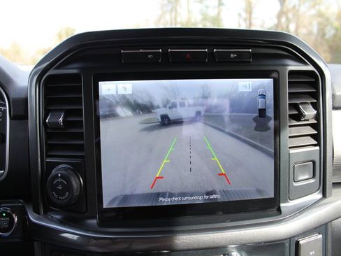 Used 2022 Ford F150 XLT w/ Equipment Group 302A High image 5