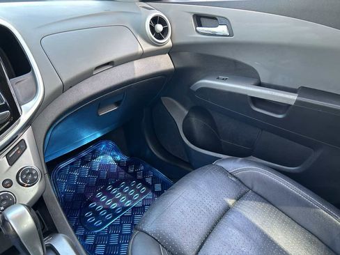 Used 2017 Chevrolet Sonic Premier image 15