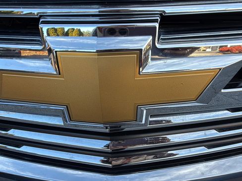 Used 2017 Chevrolet Tahoe Premier image 36