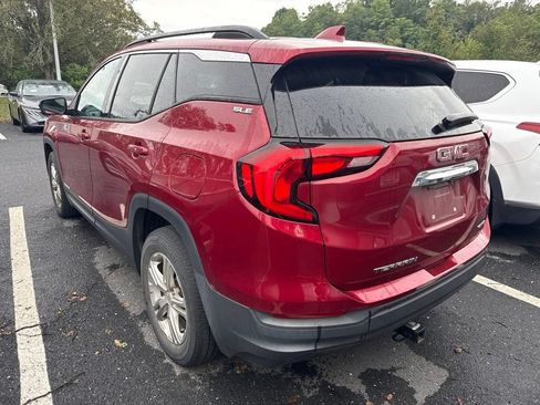 Used 2019 GMC Terrain SLE w/ Driver Convenience Package AWD/4WD image 3
