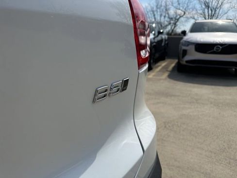 Certified 2023 Volvo XC40 B5 Plus w/ Climate Package AWD/4WD image 39