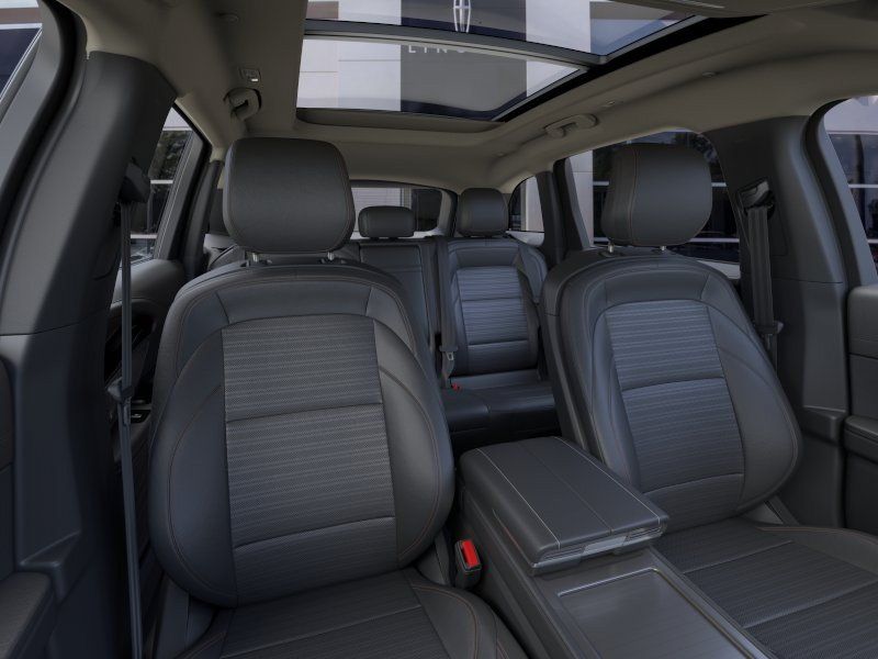 New 2026 Lincoln Nautilus Reserve w/ Jet Appearance Package AWD/4WD image 10