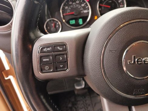 Used 2013 Jeep Wrangler Moab image 16