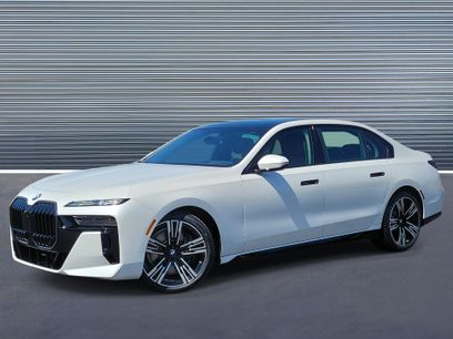 New 2026 BMW 740i w/ Executive Package
