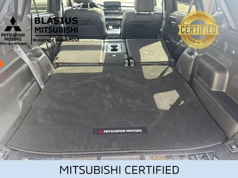 Used 2024 Mitsubishi Outlander 4WD Plug-In Hybrid image 10