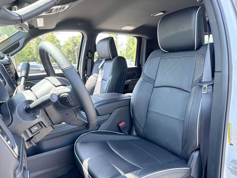 New 2026 RAM 2500 Limited AWD/4WD image 13