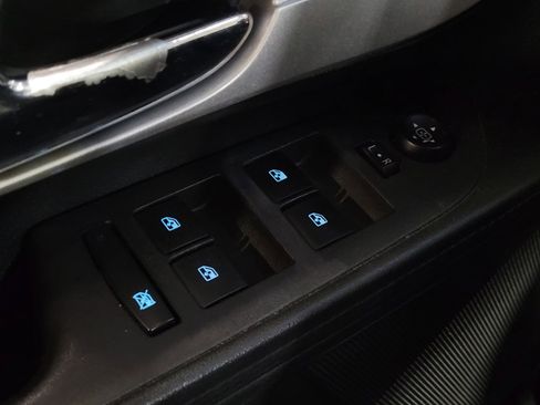 Used 2016 Chevrolet Equinox LS AWD/4WD image 27