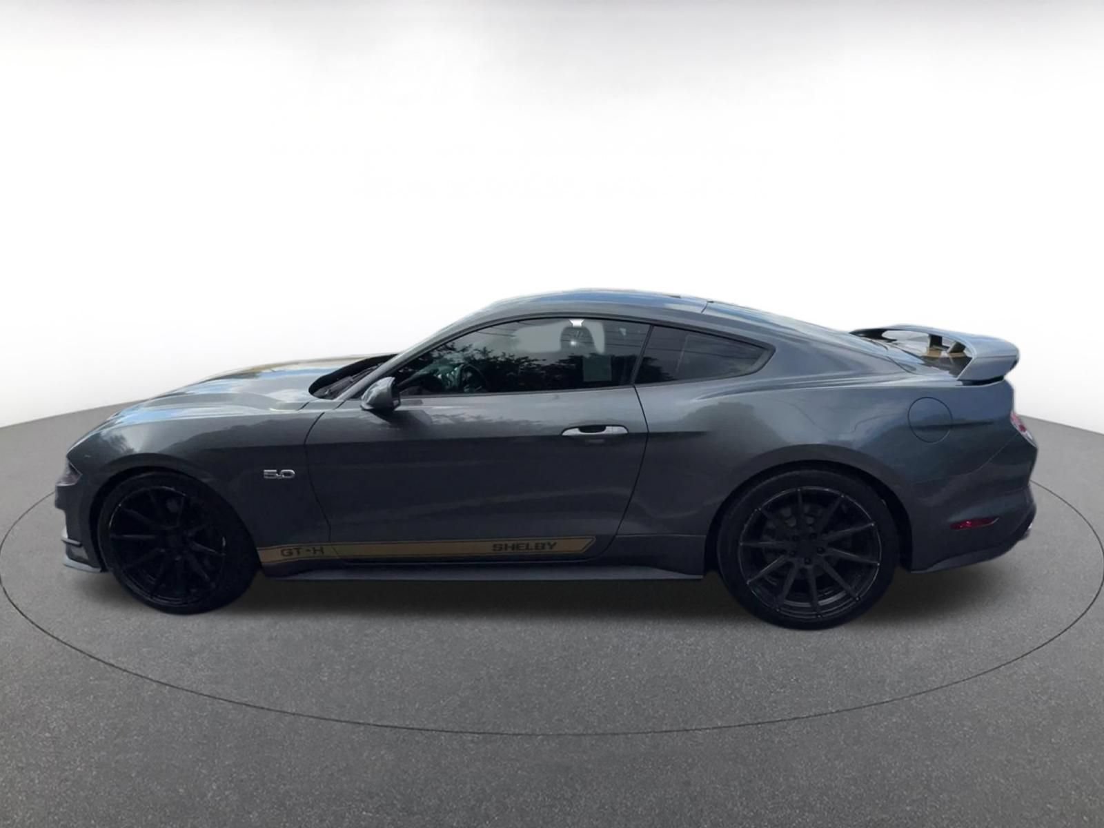 Used 2022 Ford Mustang GT Premium w/ GT Performance Package RWD image 8