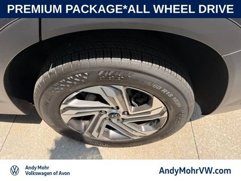 Used 2023 Hyundai Santa Fe SEL w/ Premium Package AWD/4WD image 11