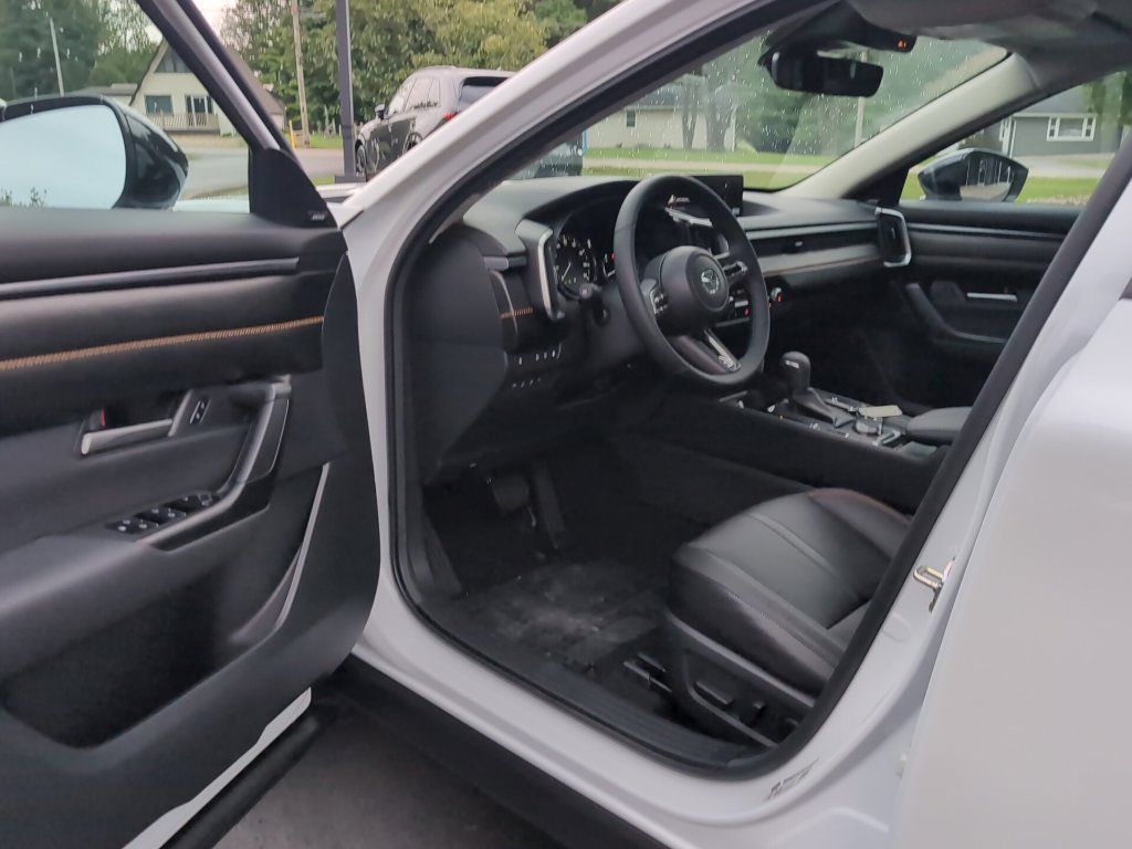 New 2026 MAZDA CX-50 AWD 2.5 Hybrid w/ Cargo Package image 16