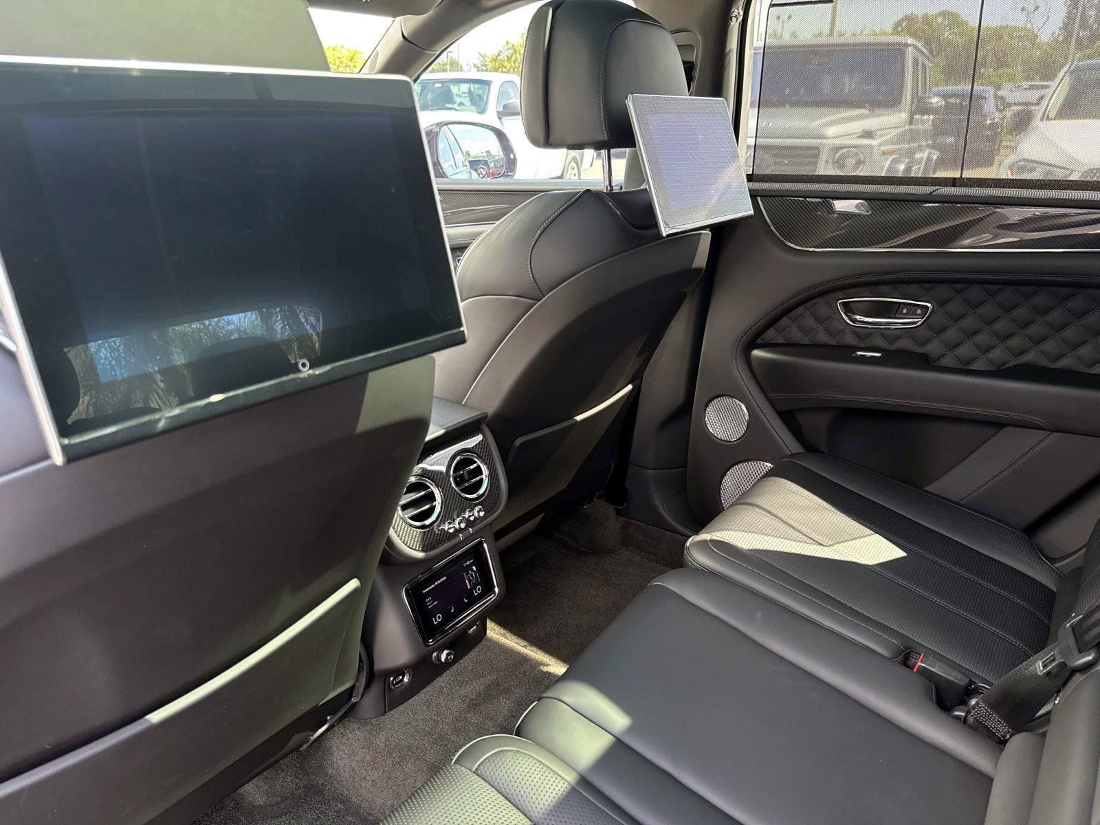 Used 2022 Bentley Bentayga Speed AWD/4WD image 14