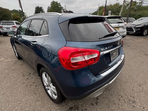 Used 2019 Mercedes-Benz GLA 250 4MATIC w/ Premium Package image 6