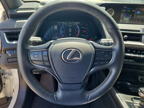 Used 2020 Lexus UX 200 w/ Premium Package FWD image 17