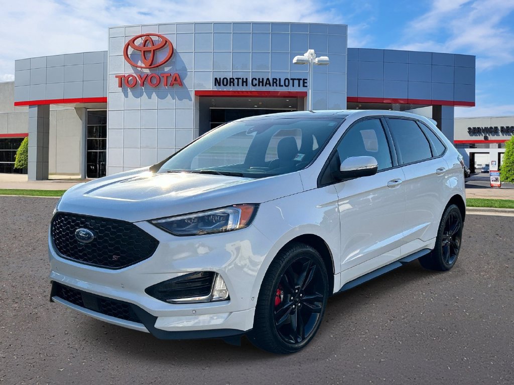 Used 2022 Ford Edge ST w/ Equipment Group 401A AWD/4WD image 3