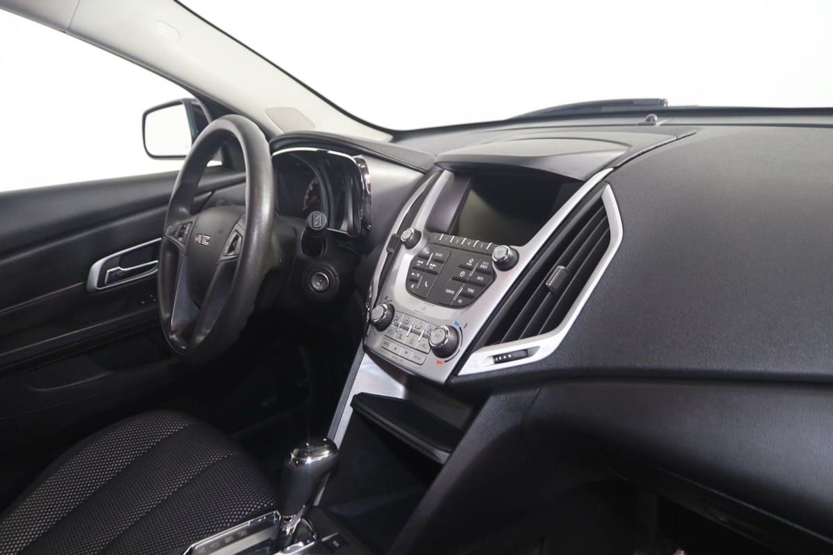 Used 2017 GMC Terrain SLE FWD image 35
