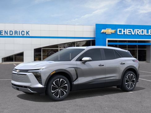 New 2026 Chevrolet Blazer EV LT image 3