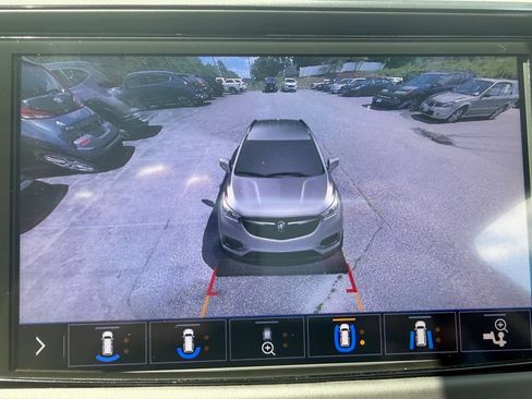Used 2020 Buick Enclave Avenir w/ Avenir Technology Package AWD/4WD image 23