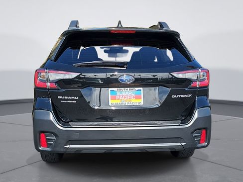 Certified 2022 Subaru Outback Premium AWD/4WD image 4