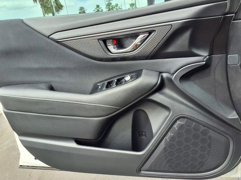 Certified 2025 Subaru Outback Premium image 27