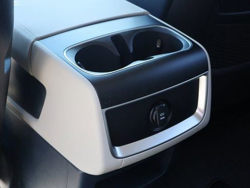 New 2026 Kia Carnival EX FWD image 18