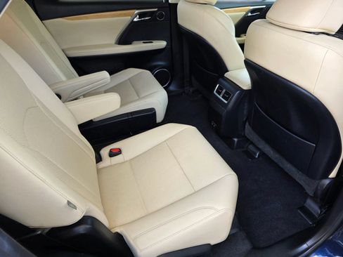 Used 2022 Lexus RX 350L Premium w/ Premium Package AWD/4WD image 32