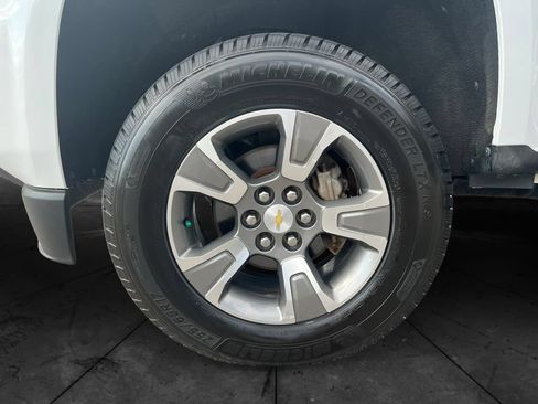 Used 2019 Chevrolet Colorado Z71 AWD/4WD image 14