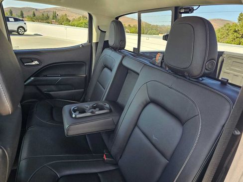 Used 2019 Chevrolet Colorado LT w/ Redline Special Edition RWD image 17