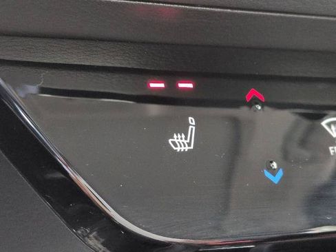 Certified 2025 Nissan Kicks SR w/ SR Premium Package FWD image 23