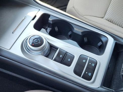 Used 2023 Ford Explorer XLT image 20