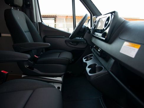 New 2026 Mercedes-Benz Sprinter 2500 image 15