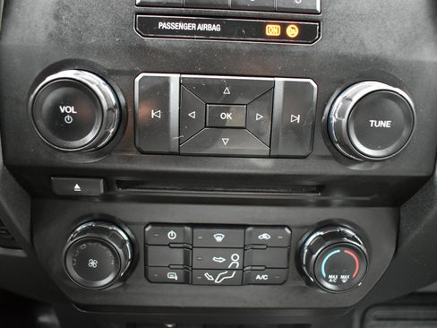 Used 2018 Ford F250 XL w/ Power Equipment Group image 23