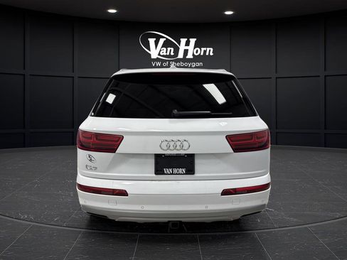 Used 2019 Audi Q7 3.0T Premium Plus w/ Premium Plus Package image 14