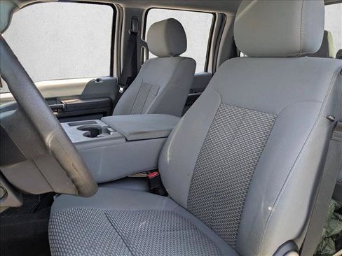 Used 2016 Ford F450 XLT w/ XLT Value Package AWD/4WD image 14