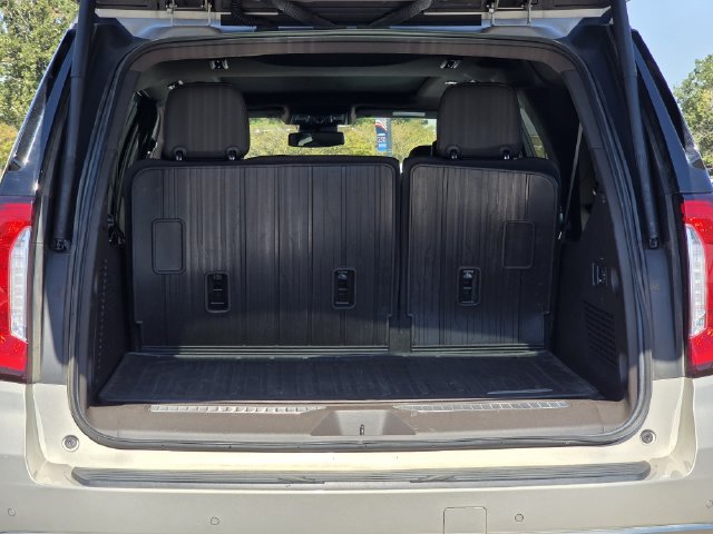 Used 2023 GMC Yukon XL Denali w/ LPO, Floor Liner Package RWD image 34