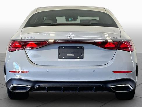 New 2027 Mercedes-Benz E 450 4MATIC Sedan image 4