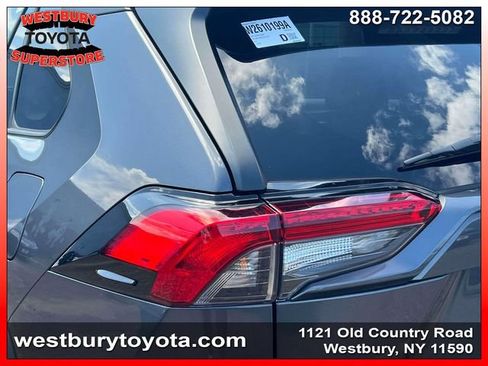 Certified 2023 Toyota RAV4 LE AWD/4WD image 13