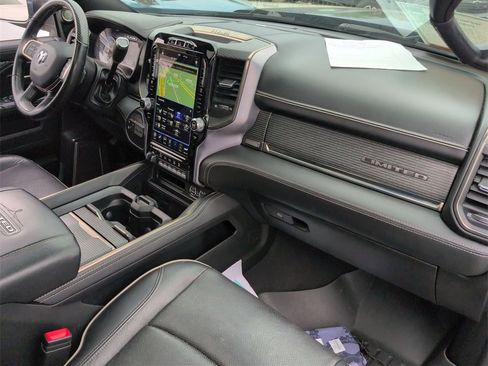 Used 2020 RAM 3500 Limited image 31