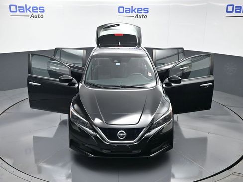 Used 2022 Nissan Leaf S image 54