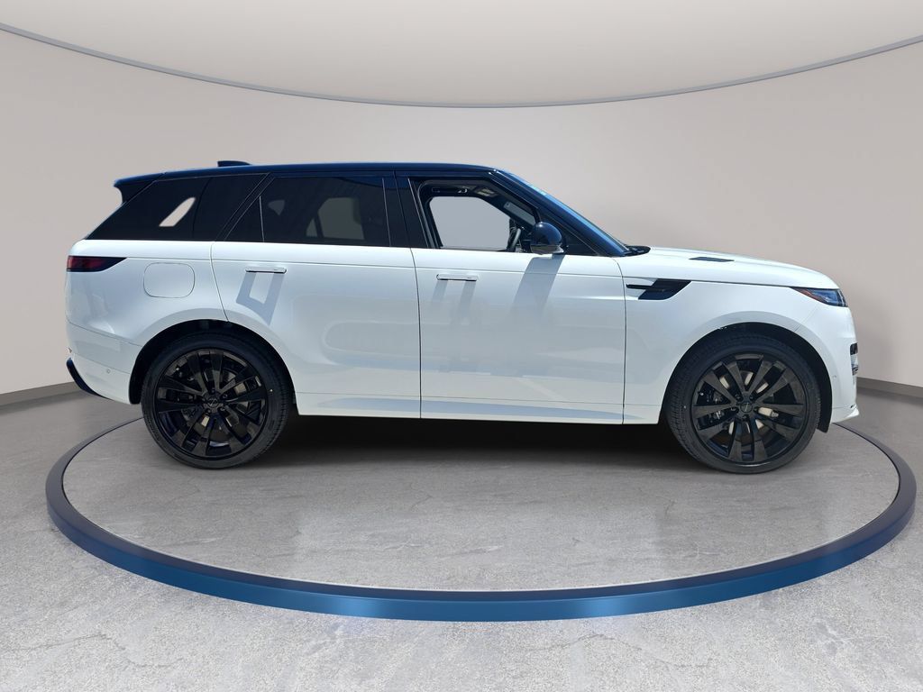 New 2026 Land Rover Range Rover Sport Dynamic SE AWD/4WD image 4