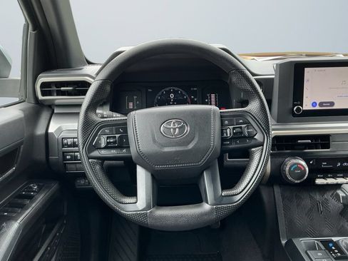 Certified 2026 Toyota Tacoma SR5 AWD/4WD image 14