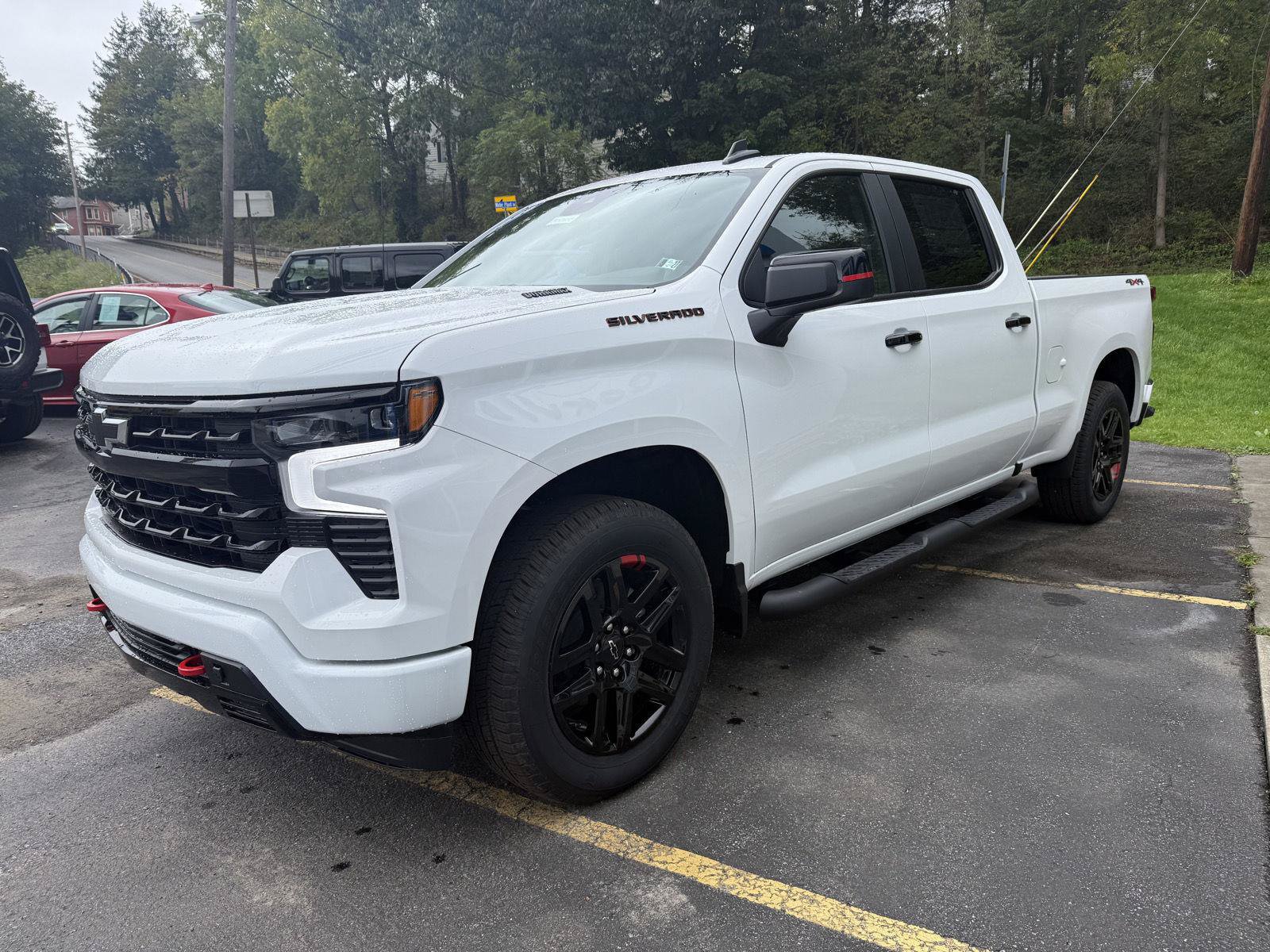 New 2026 Chevrolet Silverado 1500 RST w/ Redline Edition AWD/4WD image 2