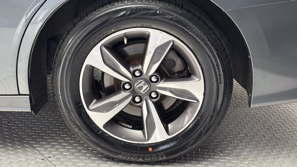 Used 2019 Honda Odyssey Touring image 6
