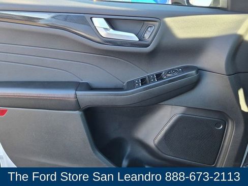 Used 2025 Ford Escape ST-Line w/ Equipment Group 301A image 28