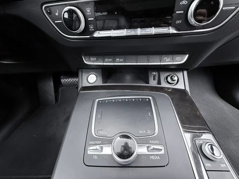 Used 2018 Audi Q5 2.0T Premium AWD/4WD image 13
