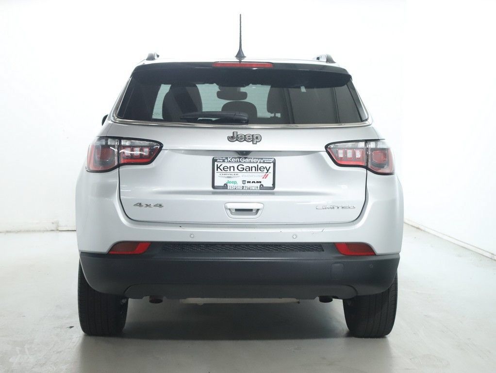 Used 2025 Jeep Compass Limited AWD/4WD image 46