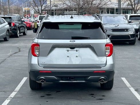 Used 2024 Ford Explorer XLT w/ Equipment Group 202A image 4