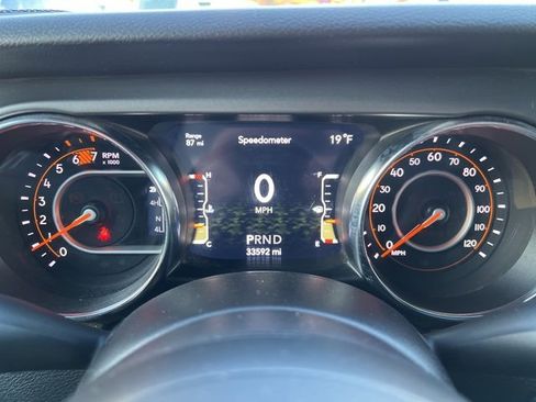 Certified 2021 Jeep Wrangler Sport S image 11