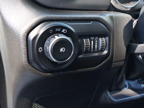 Used 2022 Jeep Wrangler Unlimited Sport AWD/4WD image 18